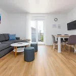 公寓 1 Bedroom Lovely In