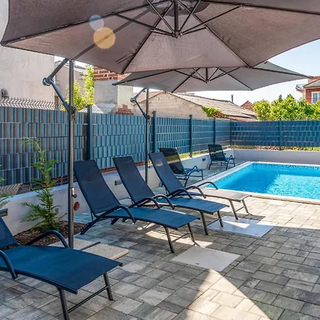 Apartamento 1 Bedroom Lovely In Zadar