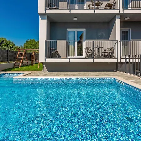 Awesome In With Swimming Pool Zadar