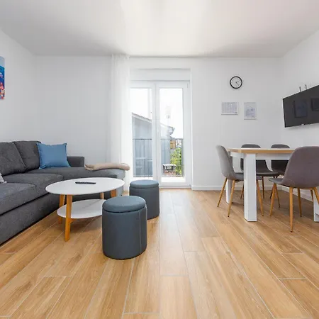 아파트 1 Bedroom Lovely In